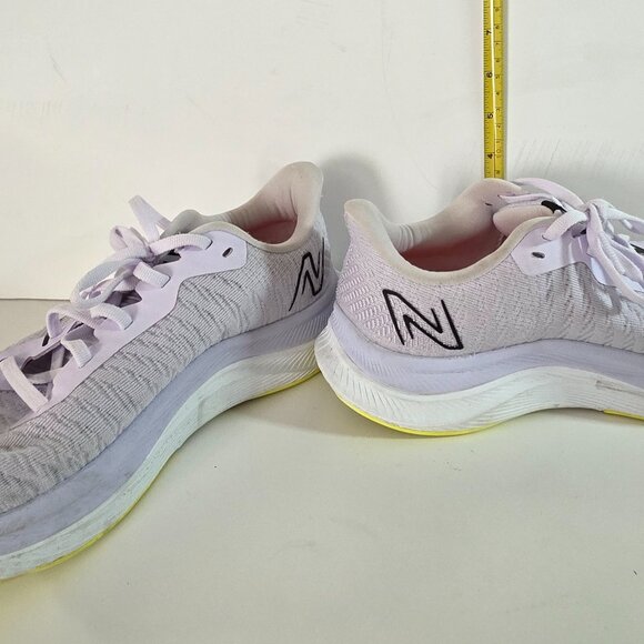 New Balance 8.5 Wide women's white walking or running shoe - Picture 4 of 7